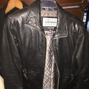 Vintage 90s Women’s Leather jacket